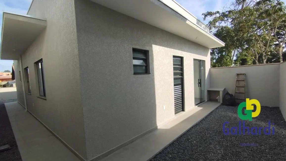 Foto 4 de Casa com 3 quartos à venda, 172m2 em Itapoa - SC