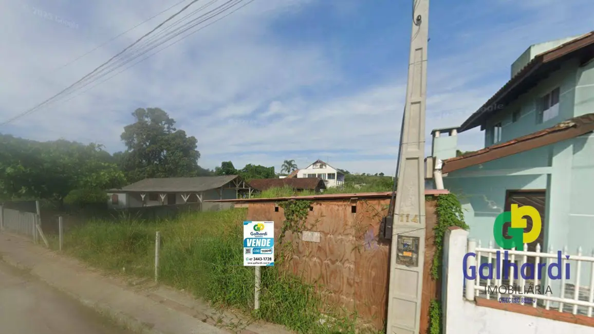 Foto 2 de Terreno / Lote à venda, 168m2 em Itapoa - SC