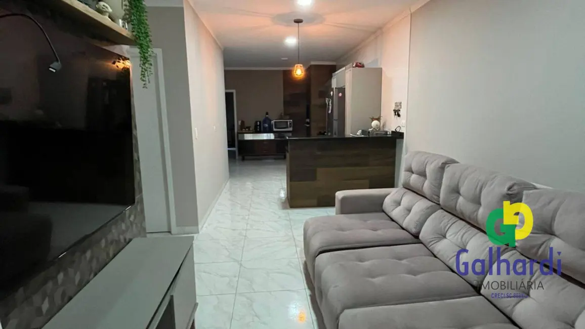 Foto 3 de Casa com 3 quartos à venda, 180m2 em Itapoa - SC