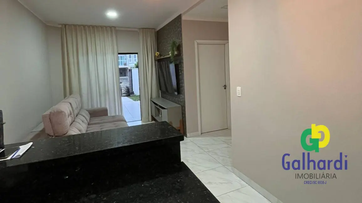 Foto 4 de Casa com 3 quartos à venda, 180m2 em Itapoa - SC
