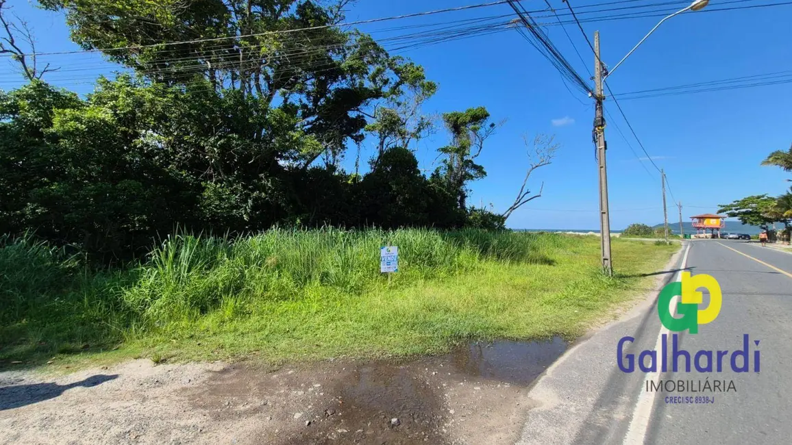 Foto 6 de Terreno / Lote à venda, 450m2 em Itapoa - SC
