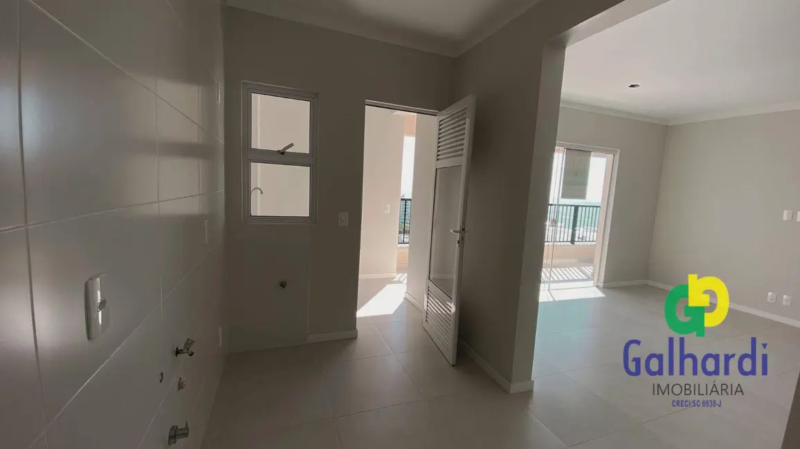 Foto 3 de Apartamento com 2 quartos à venda, 96m2 em Itapoa - SC