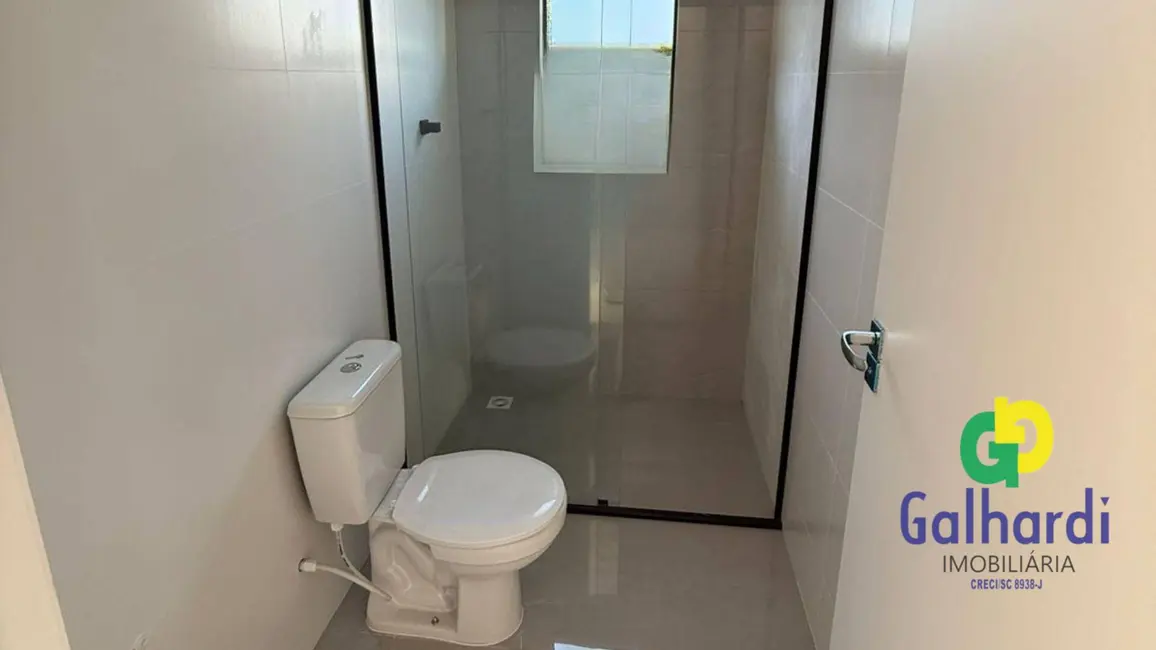 Foto 9 de Casa com 2 quartos à venda, 180m2 em Itapoa - SC