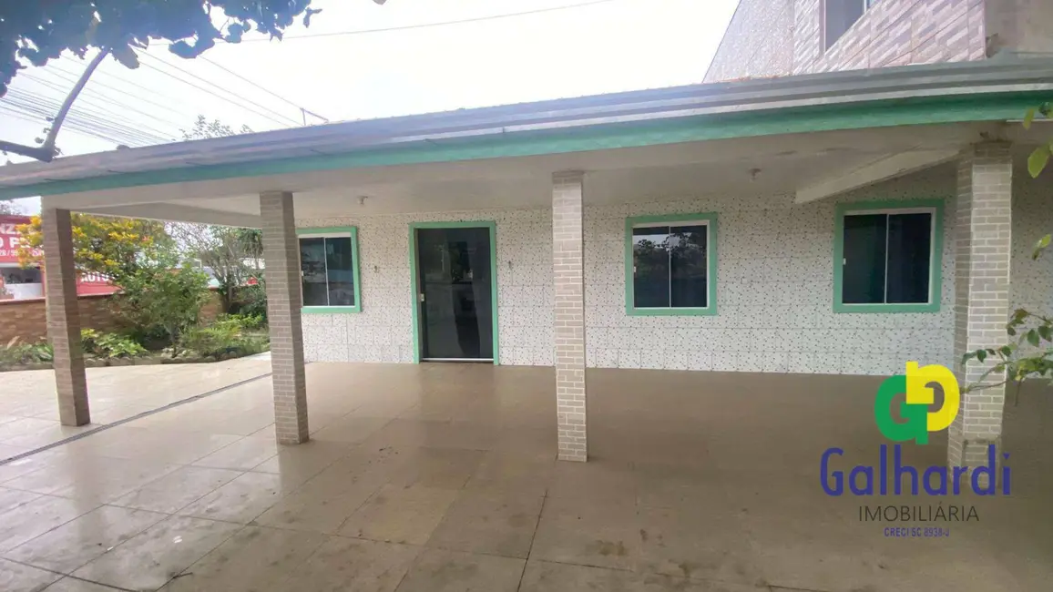 Sobrado com 7 quartos à venda, 450m2 em Itapoa - SC - imagem 4 Foto 4 de Sobrado com 7 quartos à venda, 450m2 em Itapoa - SC