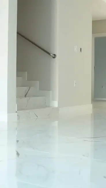 Foto 3 de Sobrado com 3 quartos à venda, 162m2 em São Francisco de Assis, Camboriu - SC