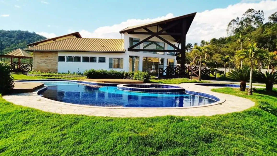 Foto 4 de Terreno / Lote à venda, 243619m2 em Camboriu - SC