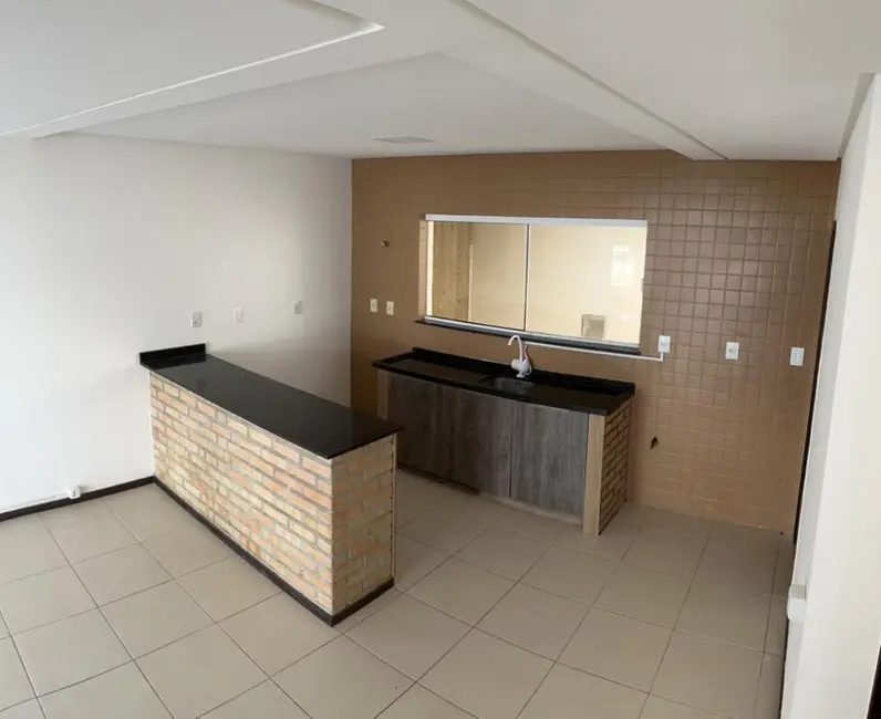 Foto 2 de Sobrado com 2 quartos à venda, 118m2 em Camboriu - SC