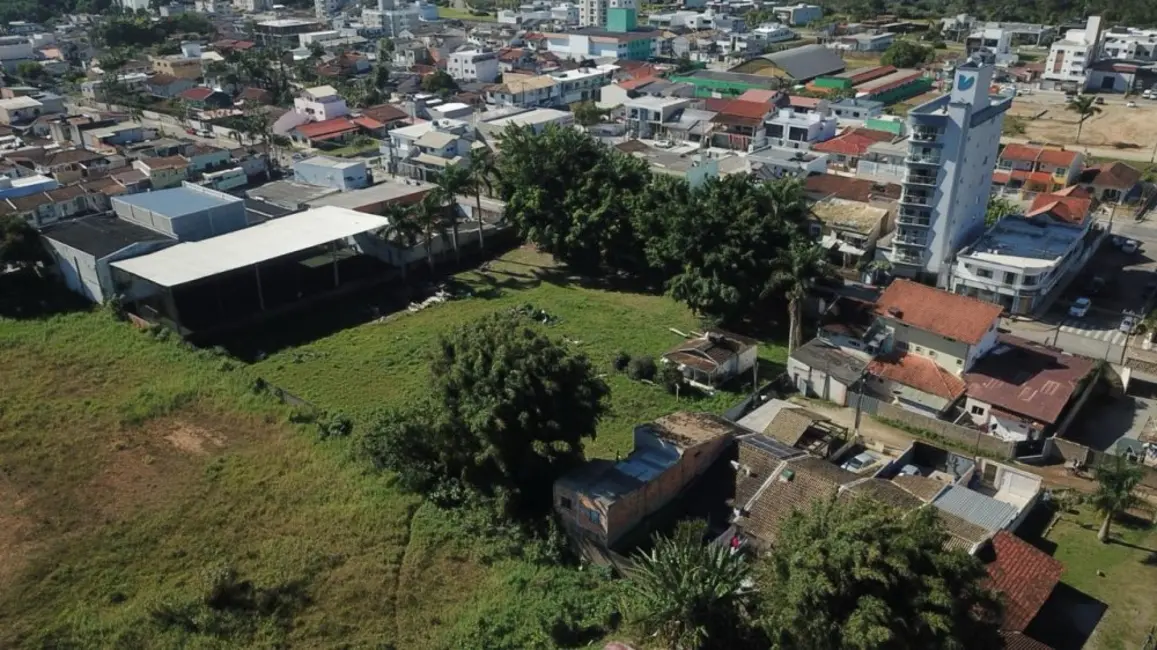 Foto 7 de Terreno / Lote à venda, 3875m2 em Centro, Camboriu - SC