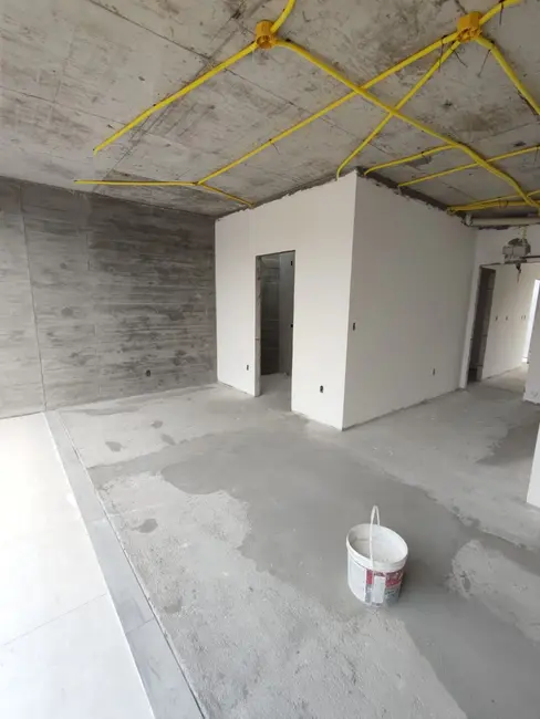 Foto 9 de Sobrado com 3 quartos à venda, 250m2 em Rio Pequeno, Camboriu - SC