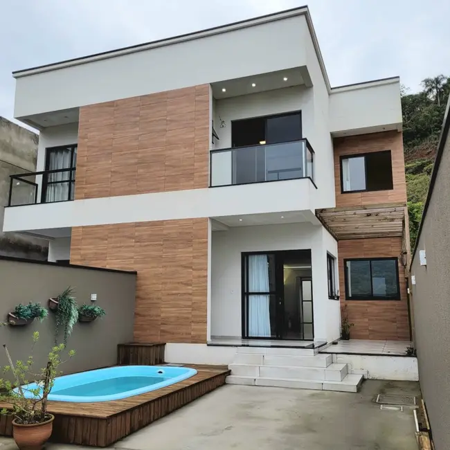 Foto 4 de Sobrado com 3 quartos à venda, 185m2 em Rio Pequeno, Camboriu - SC