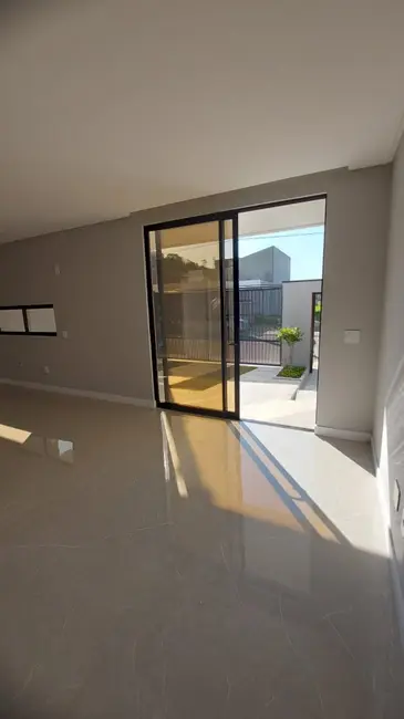 Foto 5 de Sobrado com 3 quartos à venda, 187m2 em Rio Pequeno, Camboriu - SC