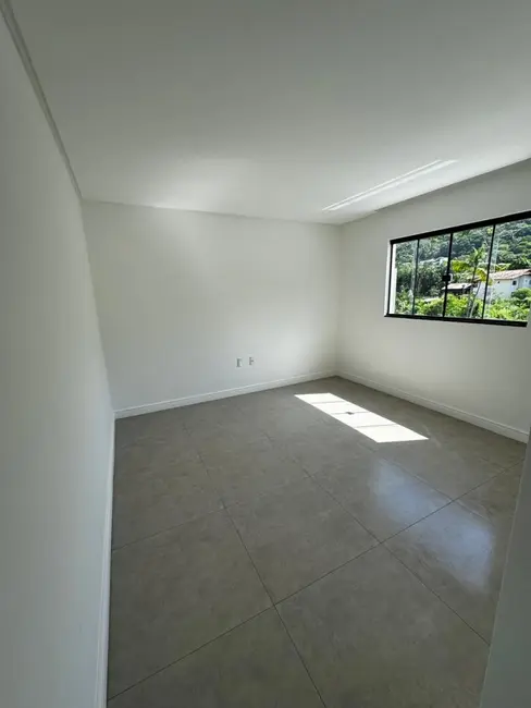 Foto 8 de Sobrado com 2 quartos à venda, 82m2 em Rio Pequeno, Camboriu - SC