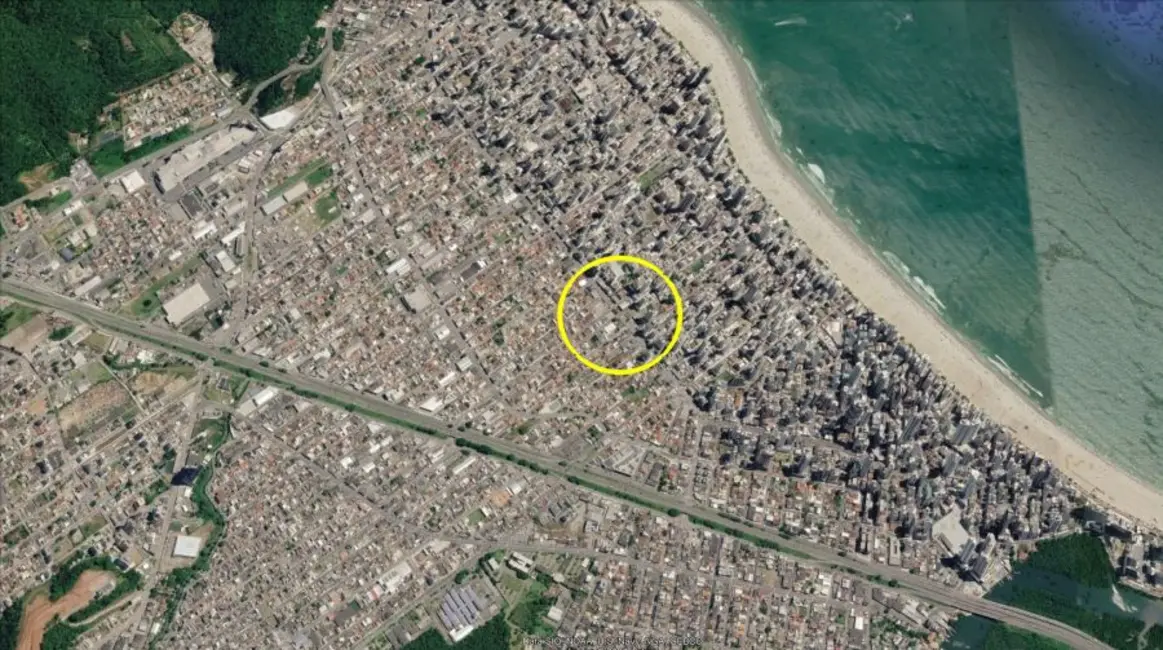 Foto 2 de Sobrado com 4 quartos à venda, 144m2 em Centro, Balneario Camboriu - SC