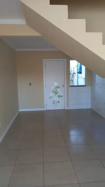 Sobrado com 2 quartos à venda, 81m2 em Santa Regina, Camboriu - SC - imagem 6 Foto 6 de Sobrado com 2 quartos à venda, 81m2 em Santa Regina, Camboriu - SC