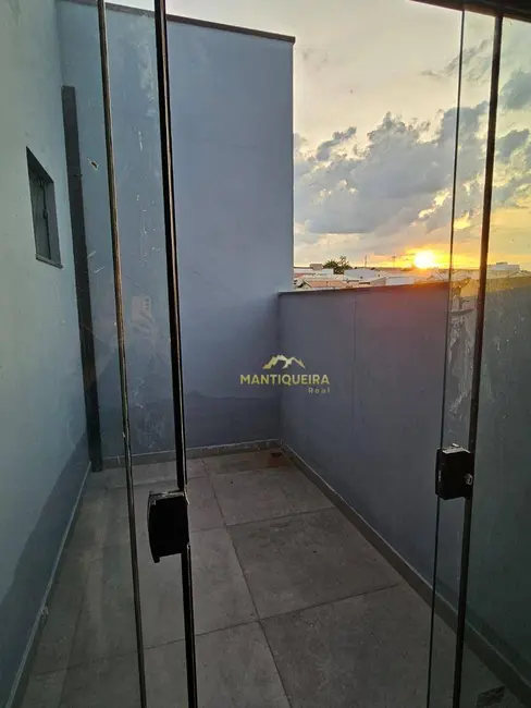 Foto 9 de Casa com 3 quartos à venda, 250m2 em Espirito Santo Do Pinhal - SP