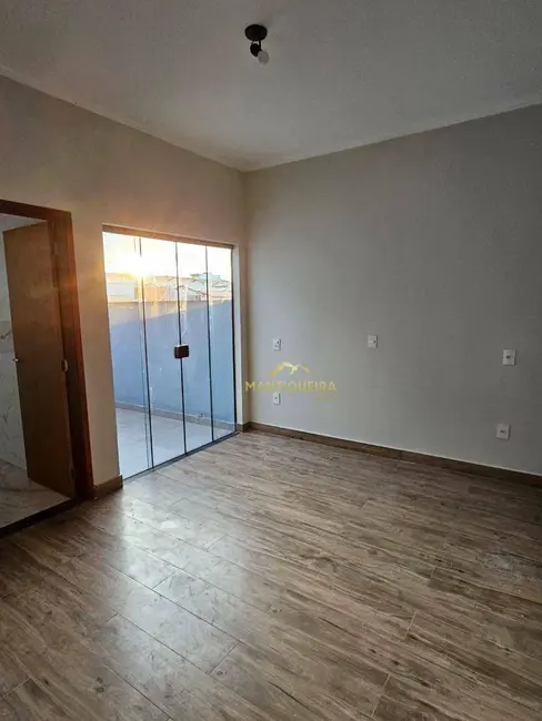 Foto 8 de Casa com 3 quartos à venda, 250m2 em Espirito Santo Do Pinhal - SP