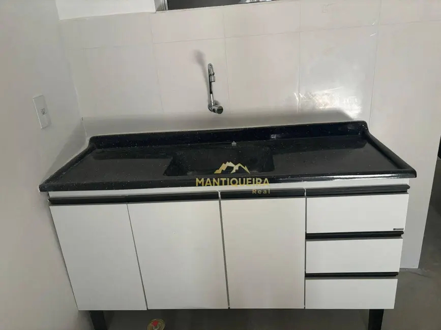 Armazém / Galpão para alugar, 250m2 em Centro, Espirito Santo Do Pinhal - SP - imagem 5 Foto 5 de Armazém / Galpão para alugar, 250m2 em Centro, Espirito Santo Do Pinhal - SP