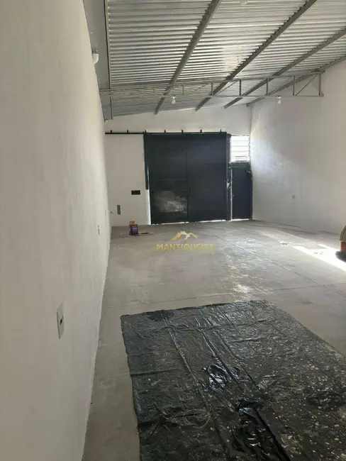 Armazém / Galpão para alugar, 250m2 em Centro, Espirito Santo Do Pinhal - SP - imagem 4 Foto 4 de Armazém / Galpão para alugar, 250m2 em Centro, Espirito Santo Do Pinhal - SP