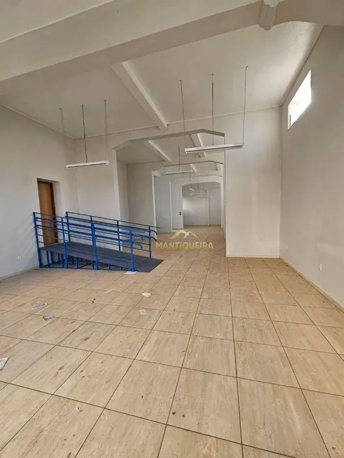 Loja para alugar, 1200m2 em Centro, Espirito Santo Do Pinhal - SP - imagem 2 Foto 2 de Loja para alugar, 1200m2 em Centro, Espirito Santo Do Pinhal - SP