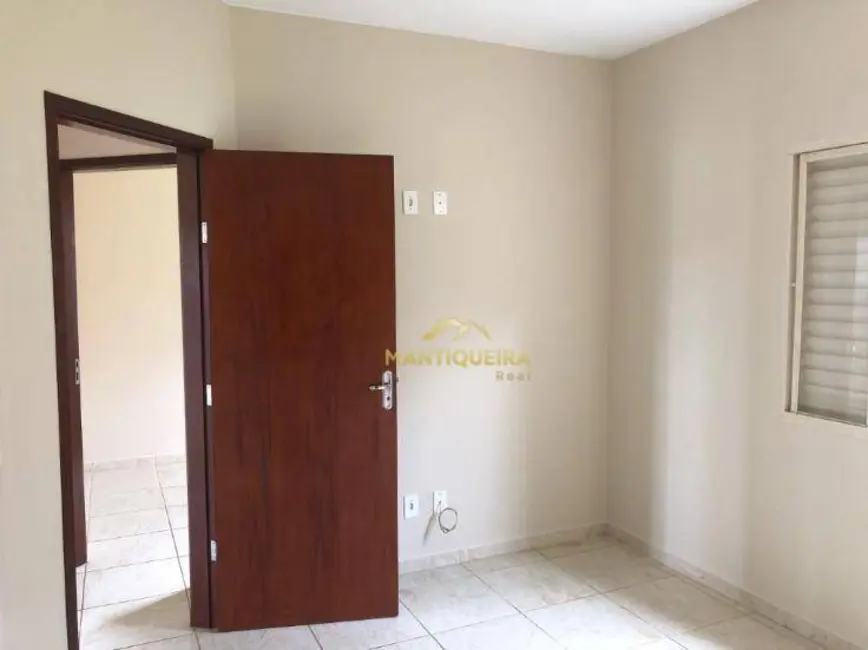 Foto 4 de Casa com 3 quartos à venda, 250m2 em Espirito Santo Do Pinhal - SP