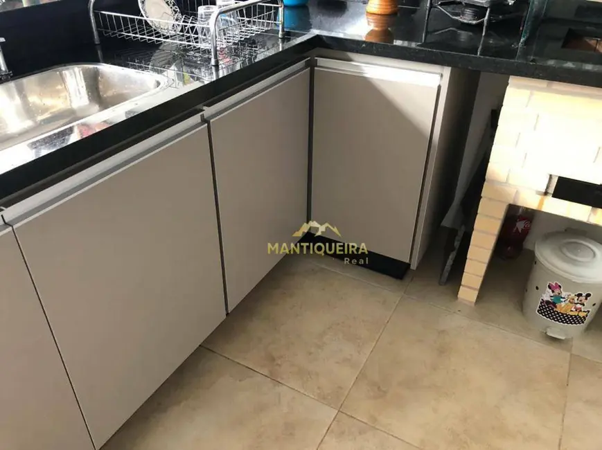 Foto 9 de Casa com 3 quartos à venda e para alugar, 250m2 em Espirito Santo Do Pinhal - SP