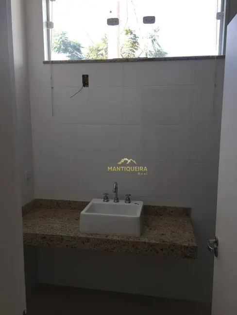 Foto 4 de Casa com 3 quartos à venda e para alugar, 250m2 em Espirito Santo Do Pinhal - SP