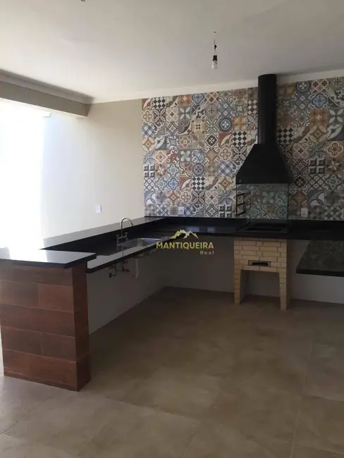 Foto 7 de Casa com 3 quartos à venda e para alugar, 250m2 em Espirito Santo Do Pinhal - SP