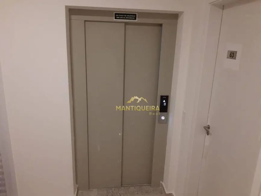 Foto 2 de Apartamento com 2 quartos à venda, 70m2 em Espirito Santo Do Pinhal - SP