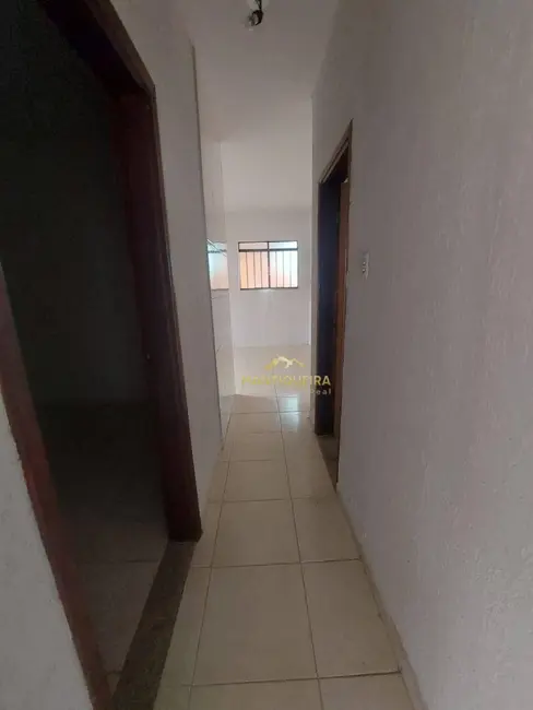 Casa com 3 quartos para alugar, 250m2 em Centro, Espirito Santo Do Pinhal - SP - imagem 5 Foto 5 de Casa com 3 quartos para alugar, 250m2 em Centro, Espirito Santo Do Pinhal - SP