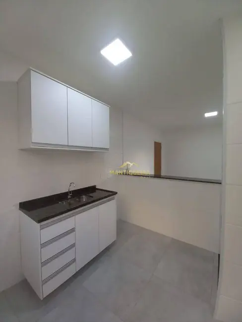 Foto 3 de Apartamento com 2 quartos à venda e para alugar, 55m2 em Espirito Santo Do Pinhal - SP