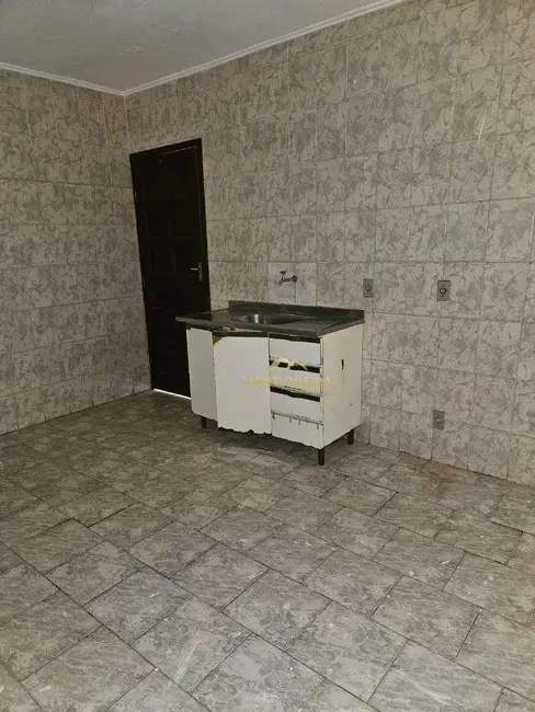 Casa com 2 quartos para alugar, 250m2 em Centro, Espirito Santo Do Pinhal - SP - imagem 4 Foto 4 de Casa com 2 quartos para alugar, 250m2 em Centro, Espirito Santo Do Pinhal - SP