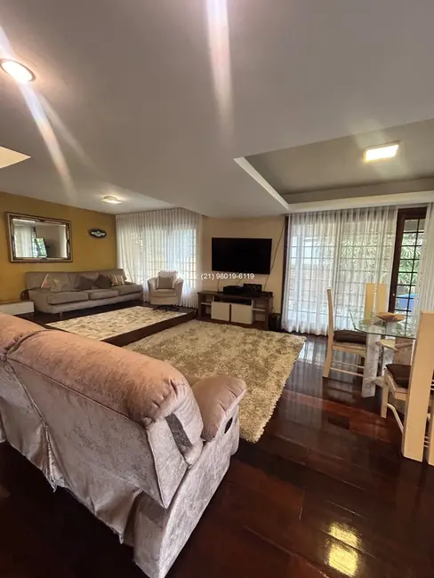 Casa de Condomínio com 4 quartos à venda, 332m2 em Itanhangá, Rio De Janeiro - RJ - imagem 1 Foto 1 de Casa de Condomínio com 4 quartos à venda, 332m2 em Itanhangá, Rio De Janeiro - RJ