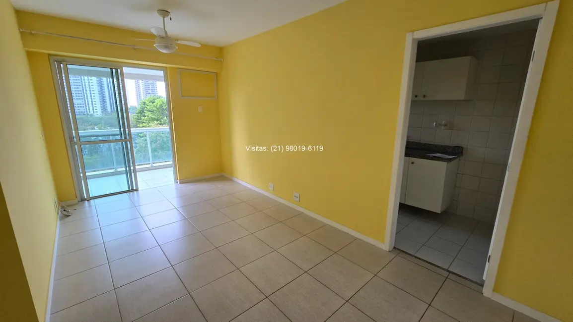 Foto 2 de Apartamento com 2 quartos para alugar, 64m2 em Rio De Janeiro - RJ