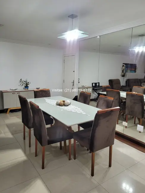 Apartamento com 3 quartos à venda, 150m2 em Rio De Janeiro - RJ - imagem 2 Foto 2 de Apartamento com 3 quartos à venda, 150m2 em Rio De Janeiro - RJ