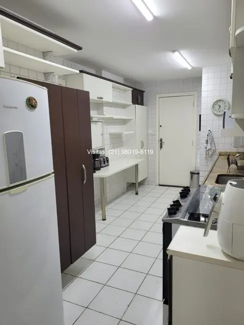 Apartamento com 3 quartos à venda, 150m2 em Rio De Janeiro - RJ - imagem 8 Foto 8 de Apartamento com 3 quartos à venda, 150m2 em Rio De Janeiro - RJ