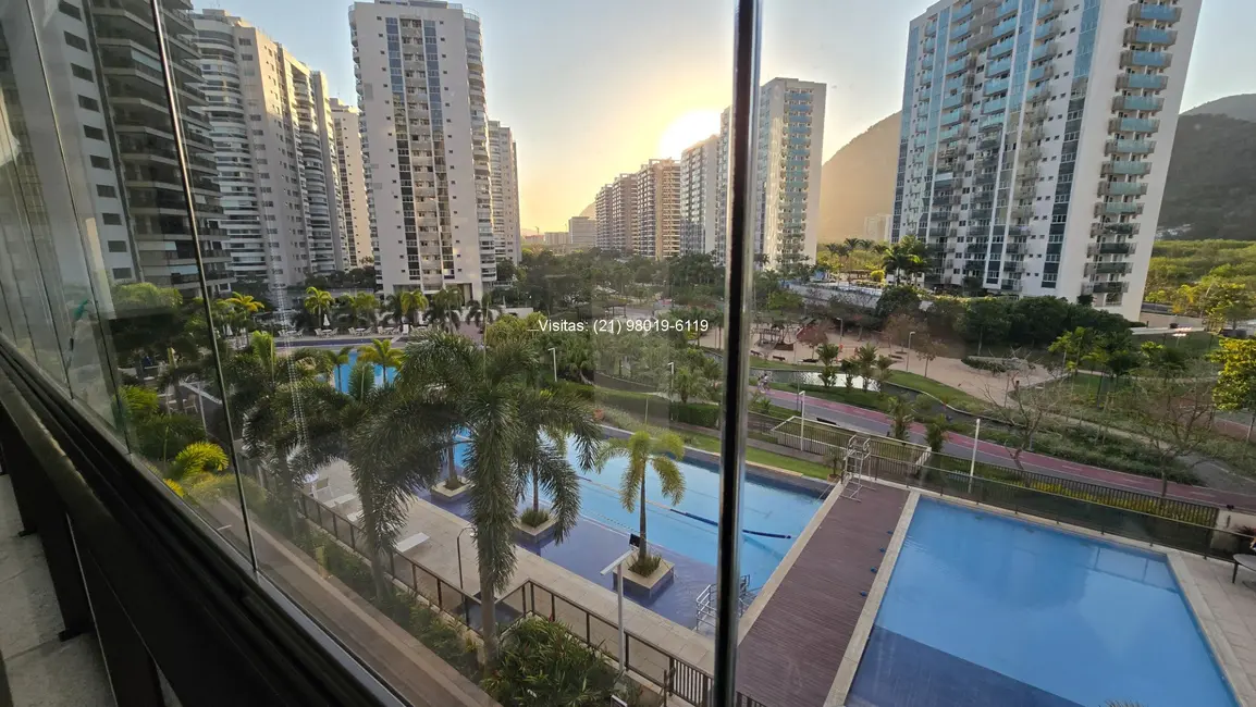 Apartamento com 4 quartos para alugar, 160m2 em Barra da Tijuca, Rio De Janeiro - RJ - imagem 9 Foto 9 de Apartamento com 4 quartos para alugar, 160m2 em Barra da Tijuca, Rio De Janeiro - RJ