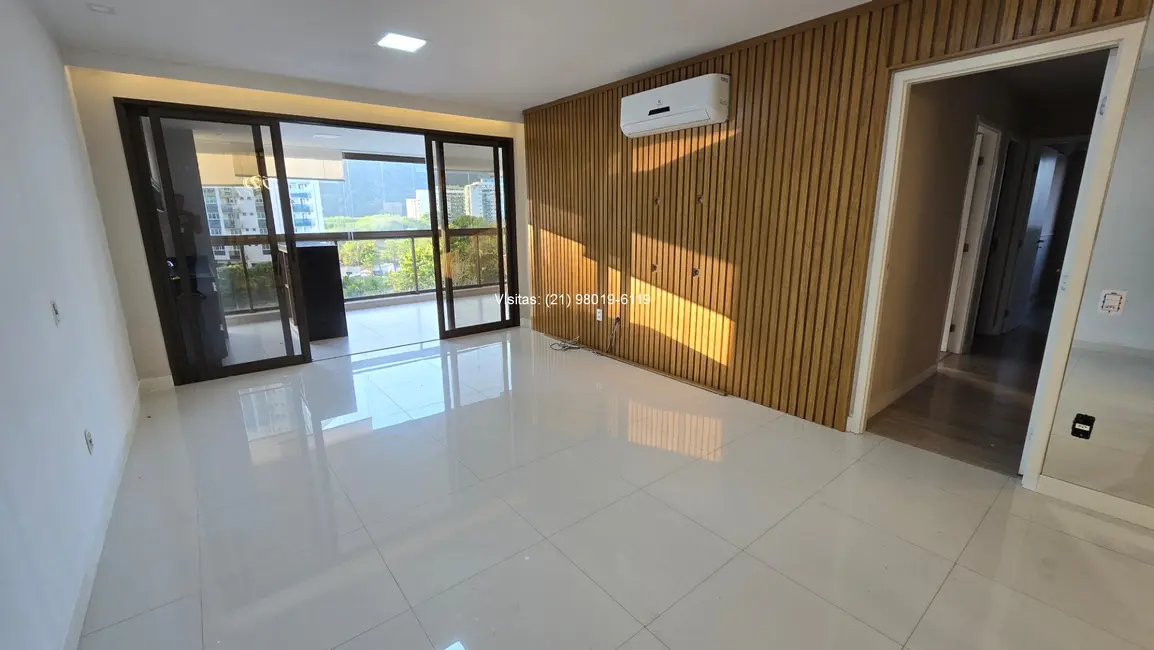 Apartamento com 4 quartos à venda, 160m2 em Barra da Tijuca, Rio De Janeiro - RJ - imagem 1 Foto 1 de Apartamento com 4 quartos à venda, 160m2 em Barra da Tijuca, Rio De Janeiro - RJ