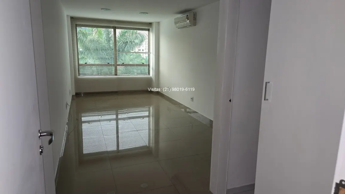 Sala Comercial para alugar, 25m2 em Freguesia (Jacarepaguá), Rio De Janeiro - RJ - imagem 1 Foto 1 de Sala Comercial para alugar, 25m2 em Freguesia (Jacarepaguá), Rio De Janeiro - RJ