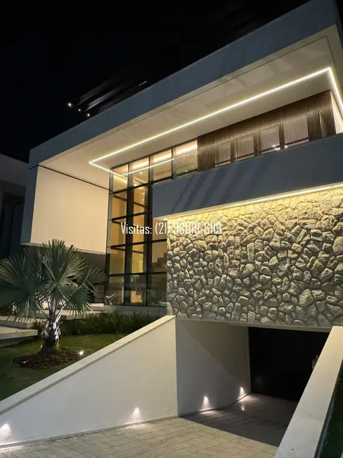 Casa de Condomínio com 5 quartos à venda, 900m2 em Barra da Tijuca, Rio De Janeiro - RJ - imagem 2 Foto 2 de Casa de Condomínio com 5 quartos à venda, 900m2 em Barra da Tijuca, Rio De Janeiro - RJ