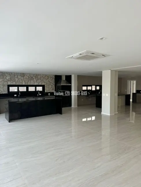 Casa de Condomínio com 5 quartos à venda, 900m2 em Barra da Tijuca, Rio De Janeiro - RJ - imagem 4 Foto 4 de Casa de Condomínio com 5 quartos à venda, 900m2 em Barra da Tijuca, Rio De Janeiro - RJ