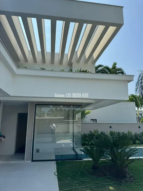 Casa de Condomínio com 5 quartos à venda, 900m2 em Barra da Tijuca, Rio De Janeiro - RJ - imagem 3 Foto 3 de Casa de Condomínio com 5 quartos à venda, 900m2 em Barra da Tijuca, Rio De Janeiro - RJ