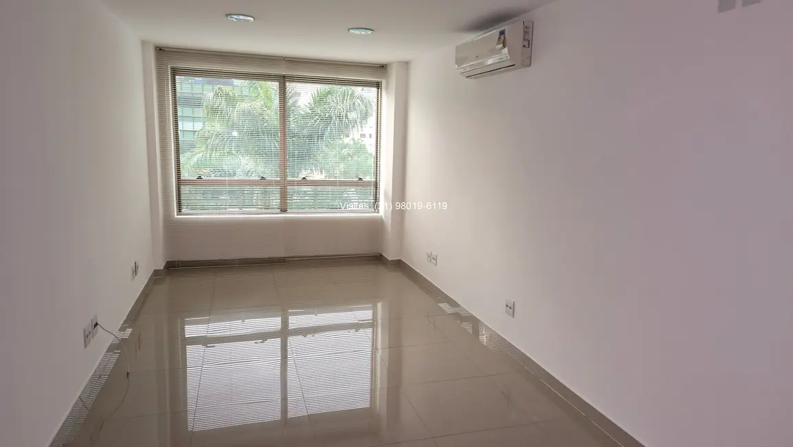 Foto 4 de Sala Comercial para alugar, 25m2 em Freguesia (Jacarepaguá), Rio De Janeiro - RJ