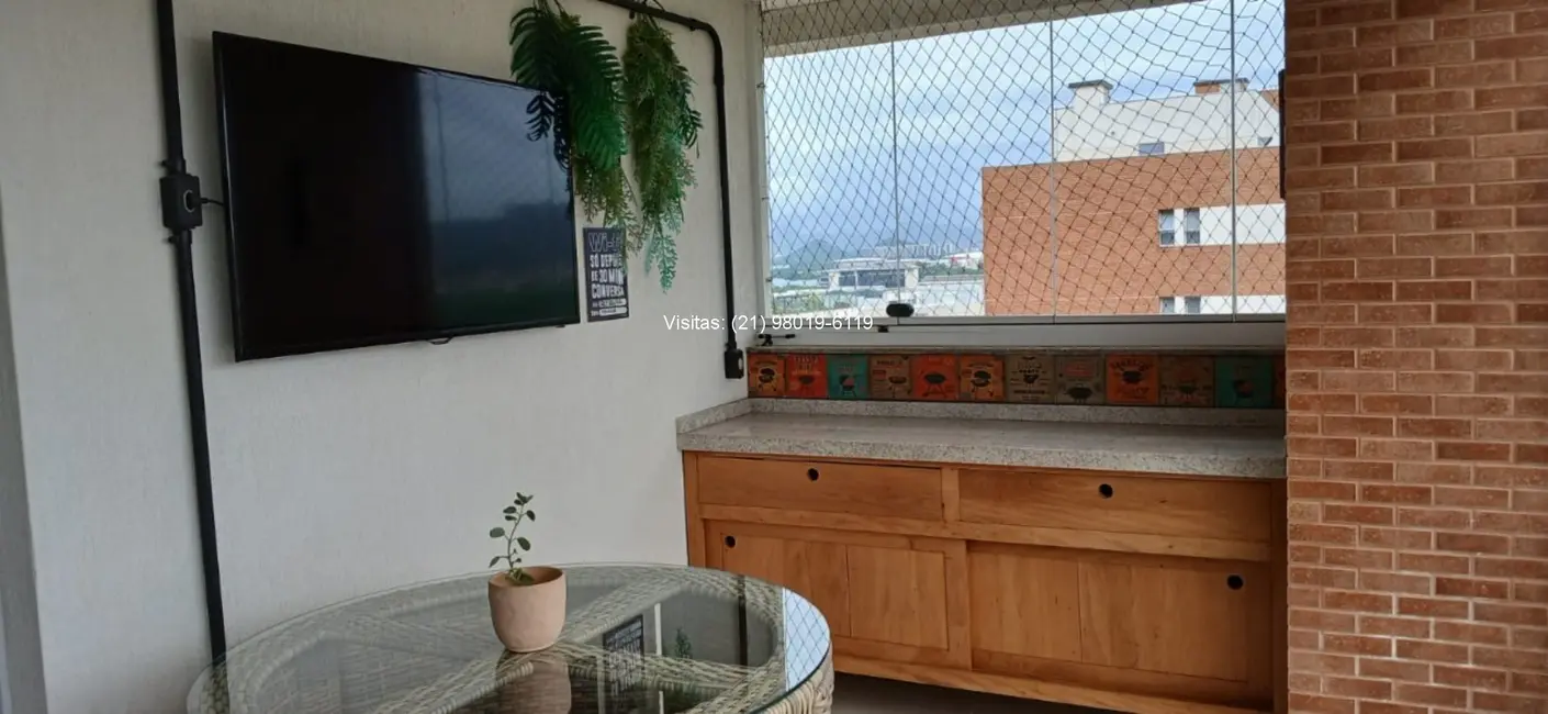 Apartamento com 3 quartos para alugar, 102m2 em Rio De Janeiro - RJ - imagem 2 Foto 2 de Apartamento com 3 quartos para alugar, 102m2 em Rio De Janeiro - RJ