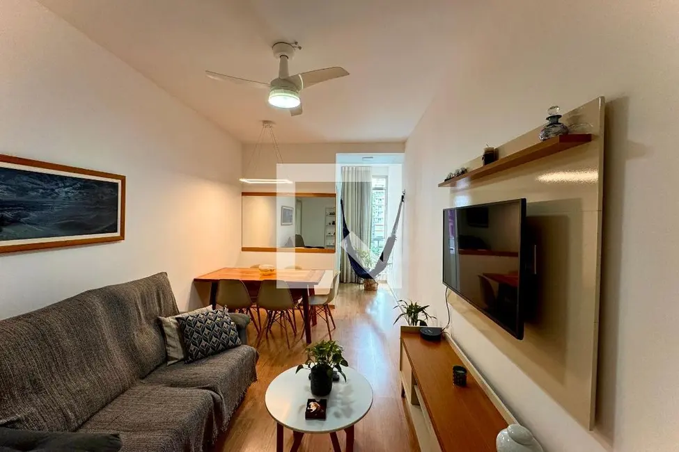 Apartamento com 2 quartos à venda, 60m2 em Botafogo, Rio De Janeiro - RJ - imagem 3 Foto 3 de Apartamento com 2 quartos à venda, 60m2 em Botafogo, Rio De Janeiro - RJ