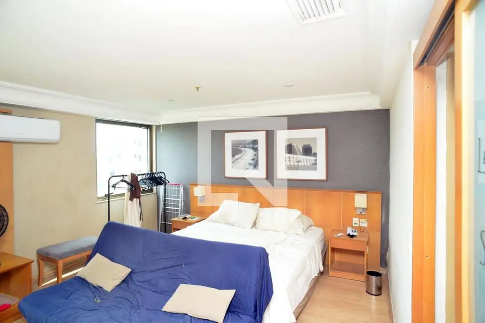 Kitnet com 1 quarto à venda, 40m2 em Barra da Tijuca, Rio De Janeiro - RJ - imagem 1 Foto 1 de Kitnet com 1 quarto à venda, 40m2 em Barra da Tijuca, Rio De Janeiro - RJ
