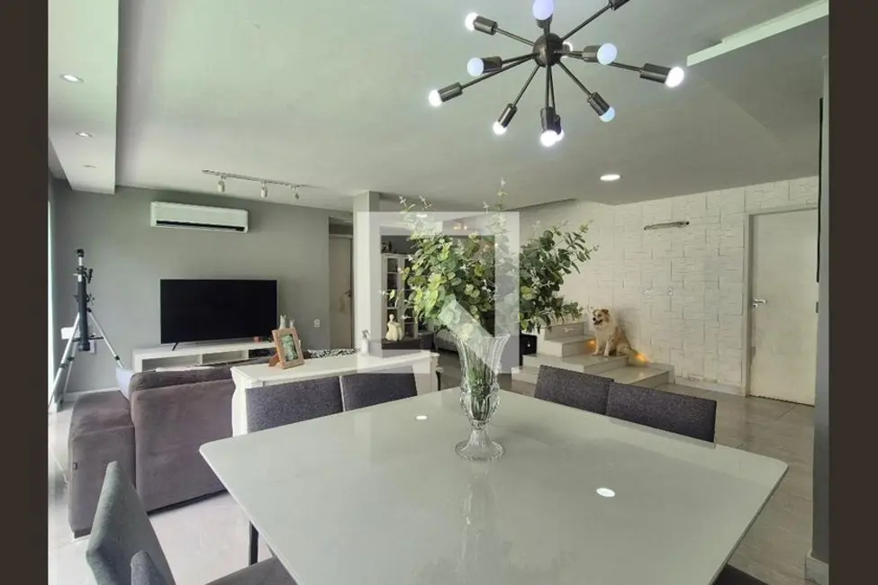 Foto 3 de Casa com 5 quartos à venda, 350m2 em Rio De Janeiro - RJ