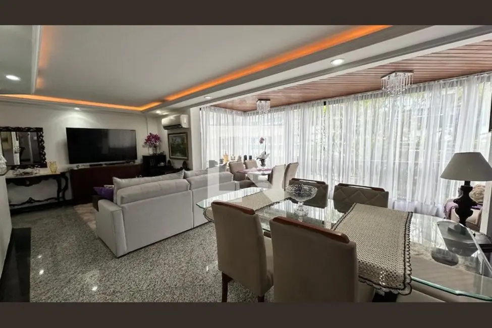 Apartamento com 3 quartos à venda, 120m2 em Rio De Janeiro - RJ - imagem 3 Foto 3 de Apartamento com 3 quartos à venda, 120m2 em Rio De Janeiro - RJ