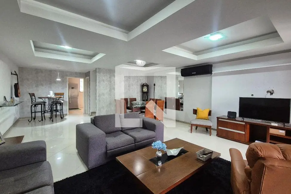Casa com 4 quartos à venda, 400m2 em Rio De Janeiro - RJ - imagem 6 Foto 6 de Casa com 4 quartos à venda, 400m2 em Rio De Janeiro - RJ