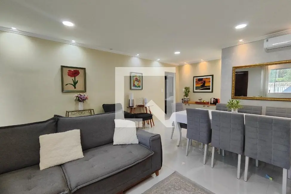Casa de Condomínio com 3 quartos à venda, 160m2 em Rio De Janeiro - RJ - imagem 4 Foto 4 de Casa de Condomínio com 3 quartos à venda, 160m2 em Rio De Janeiro - RJ