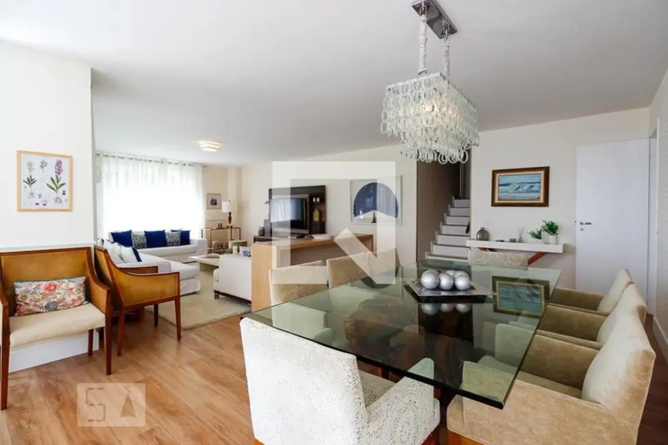 Foto 9 de Casa com 4 quartos à venda, 450m2 em Rio De Janeiro - RJ